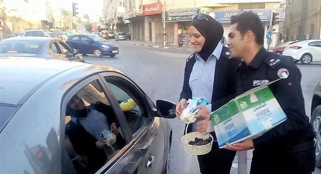 شرطة نابلس تطلق مبادرة "على مهلك"