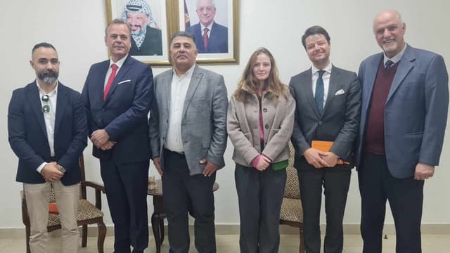 دغلس يستقبل القنصل الهولندي في نابلس